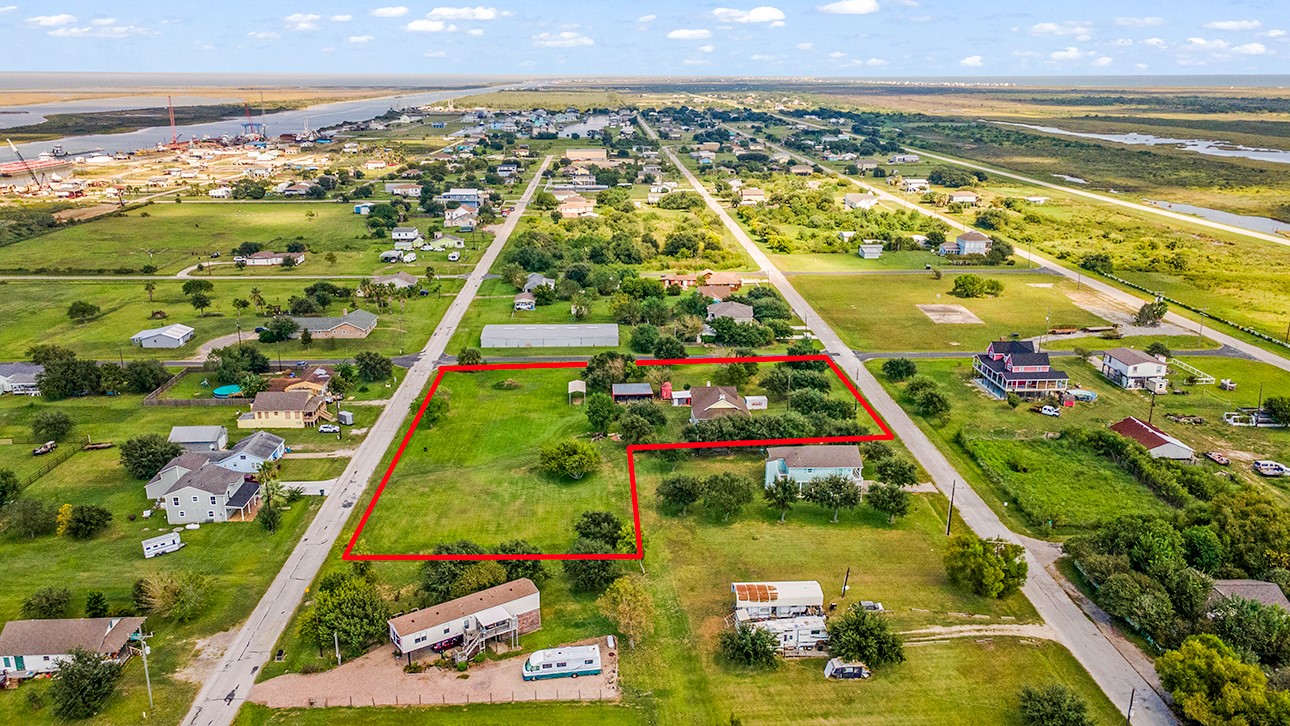 12 Nelson Street Port Bolivar, TX 77650 - Photo 5 of 8 a view of a city