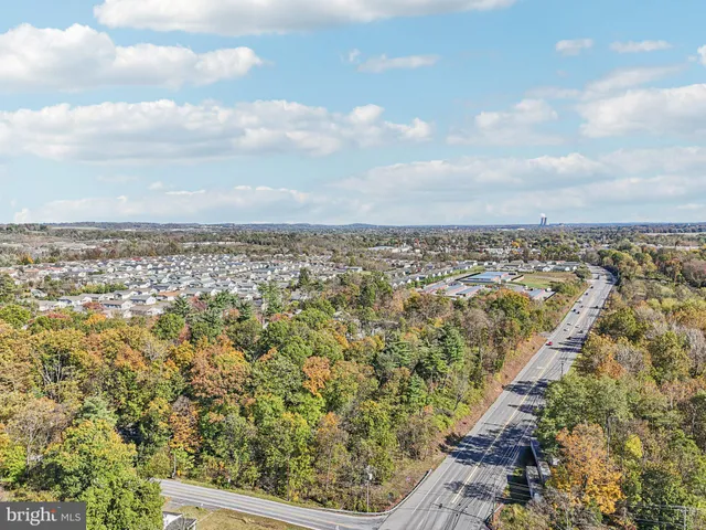 $289,000 | 0 West W Route, Douglassville, PA 19518