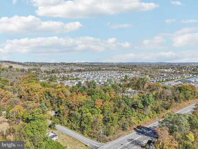 $289,000 | 0 West W Route, Douglassville, PA 19518