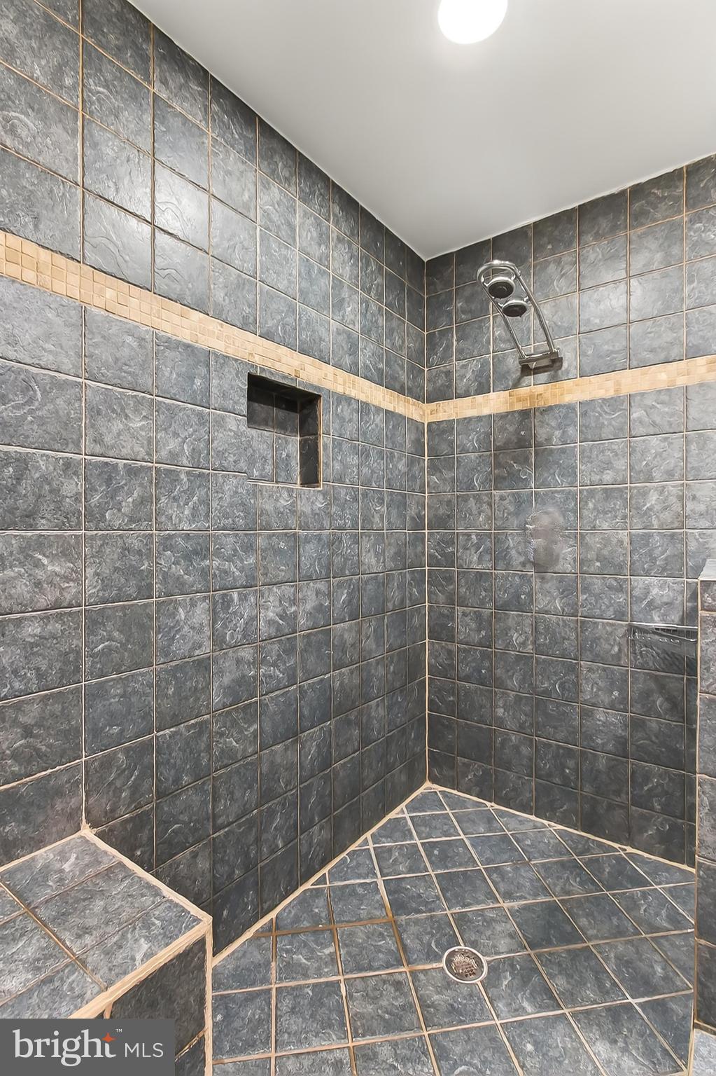 5112 Clinton Road Alexandria, VA 22312 - Photo 34 of 78