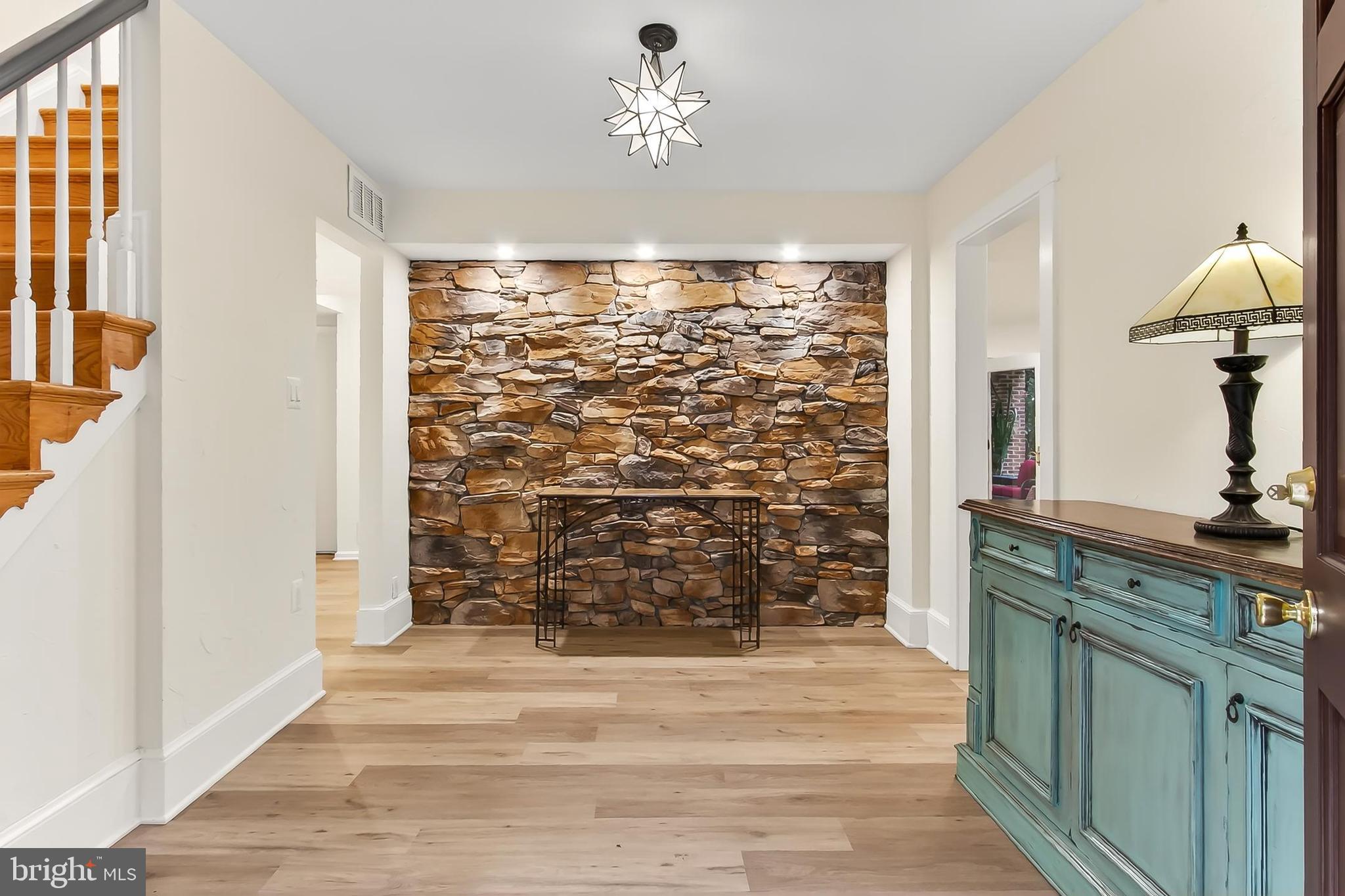 5112 Clinton Road Alexandria, VA 22312 - Photo 7 of 78