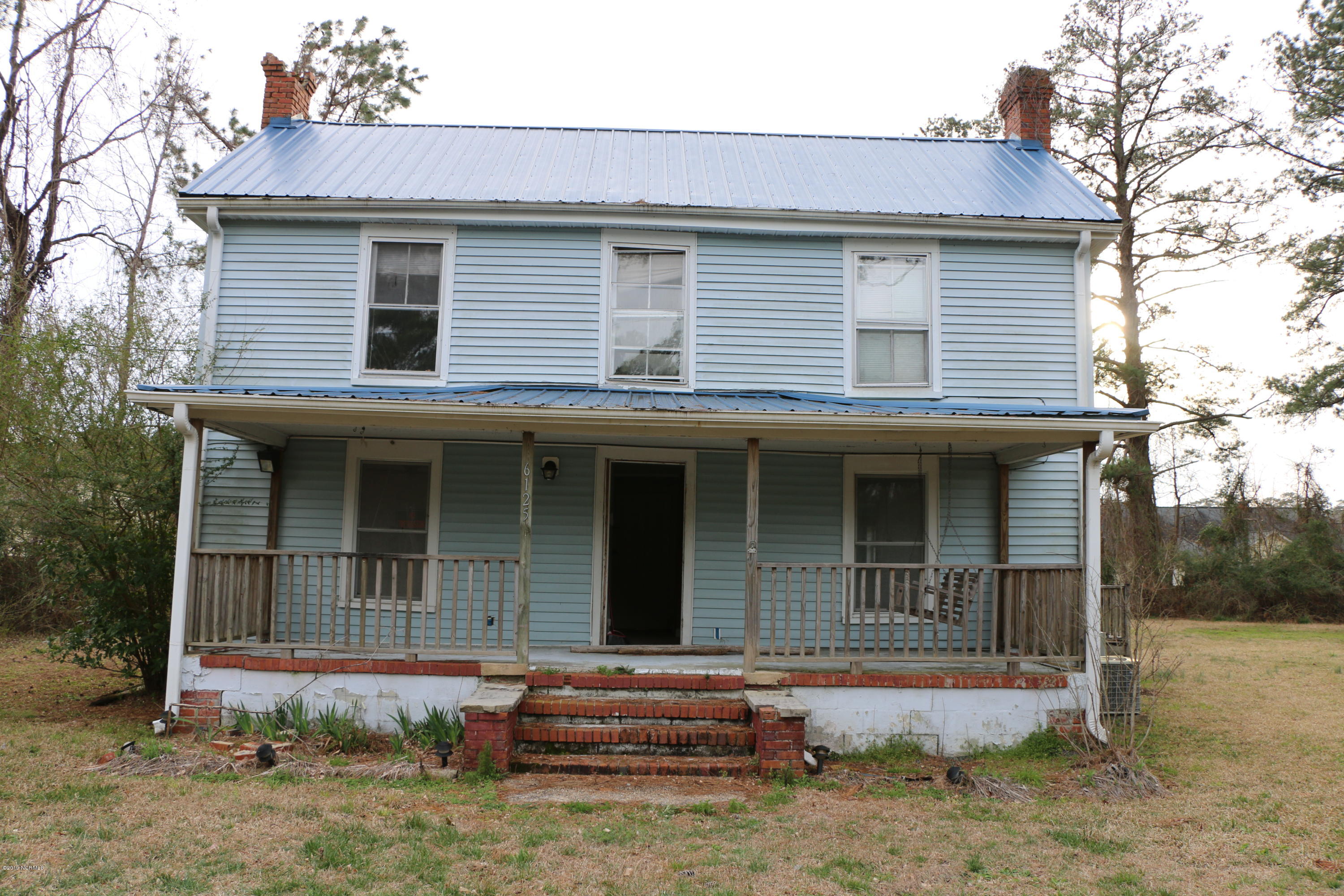 6125 County Line Road New Bern, NC 28562 - Photo 1 of 24 IMG_6549