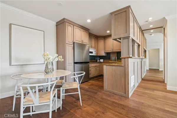 $4,199 | 1707 Pacific Coast Highway, Unit 506, Hermosa Beach, CA 90254