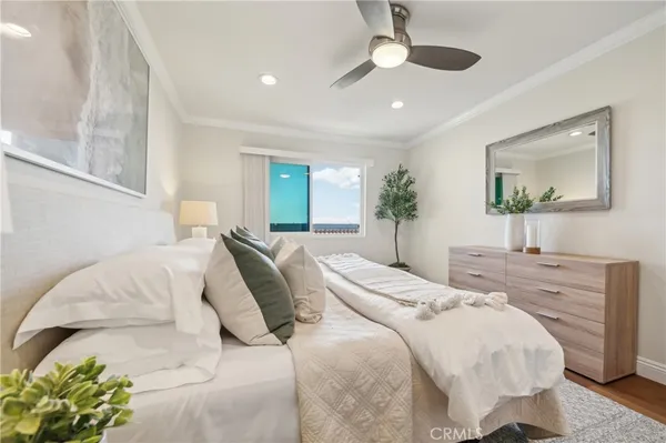 $4,199 | 1707 Pacific Coast Highway, Unit 506, Hermosa Beach, CA 90254