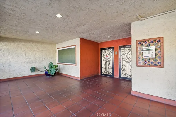 $4,199 | 1707 Pacific Coast Highway, Unit 506, Hermosa Beach, CA 90254