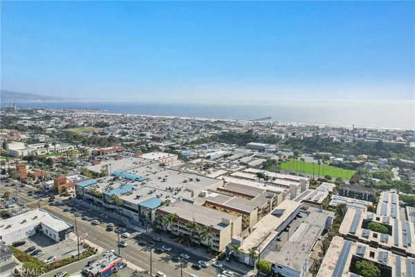 $4,199 | 1707 Pacific Coast Highway, Unit 506, Hermosa Beach, CA 90254