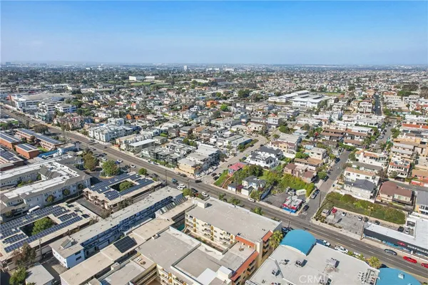 $4,199 | 1707 Pacific Coast Highway, Unit 506, Hermosa Beach, CA 90254