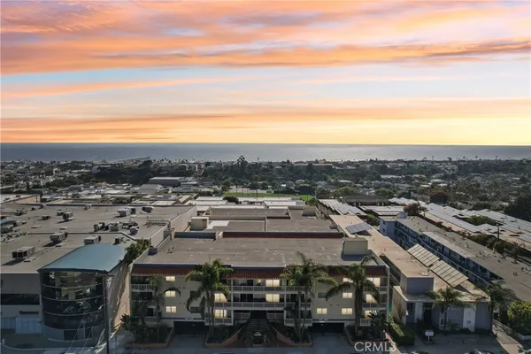 $4,199 | 1707 Pacific Coast Highway, Unit 506, Hermosa Beach, CA 90254