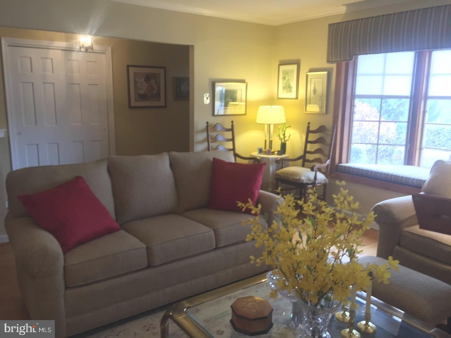 1539 Shoemaker Road Abington, PA 19001 - Photo 8 of 25