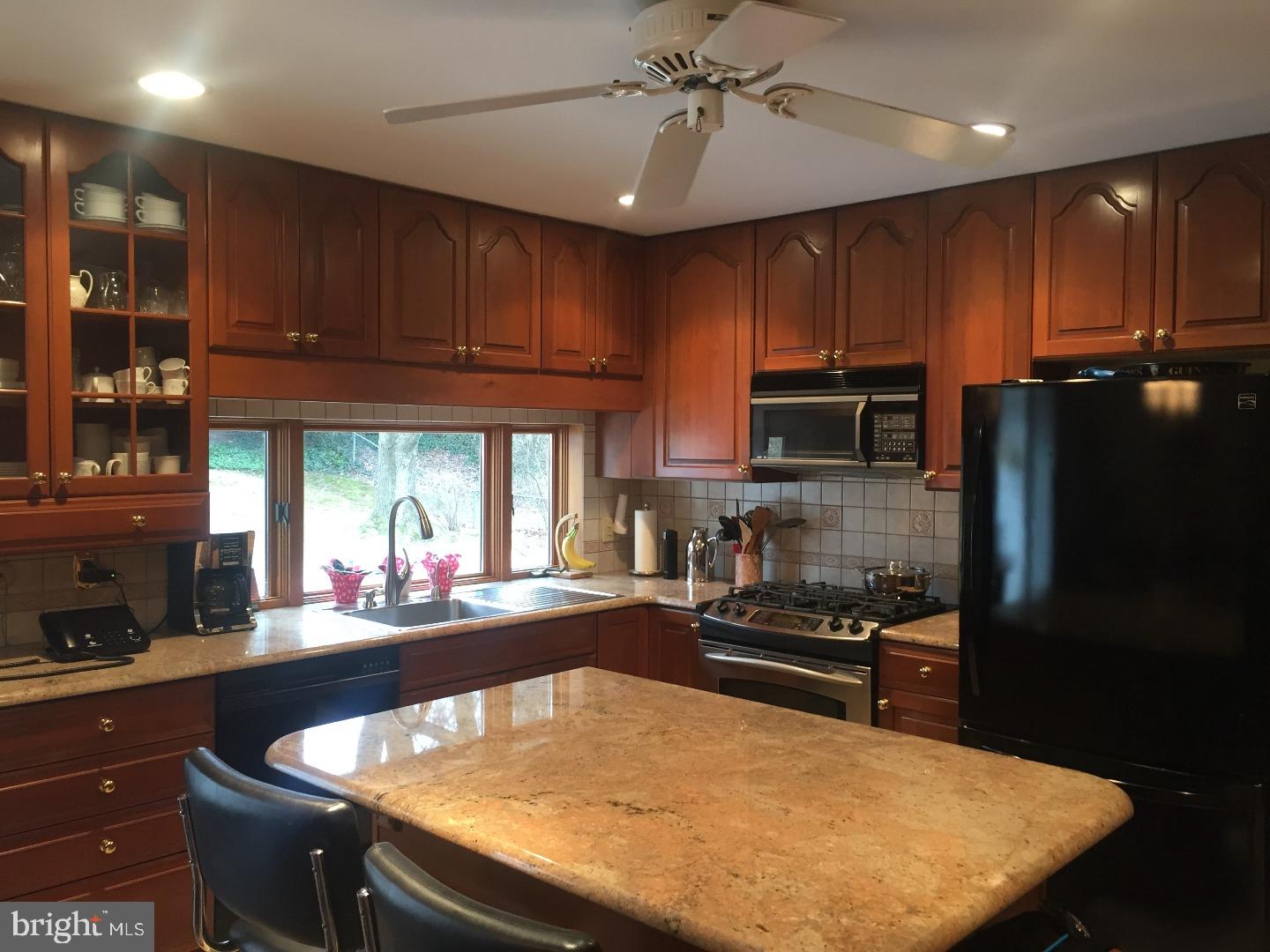 1539 Shoemaker Road Abington, PA 19001 - Photo 10 of 25