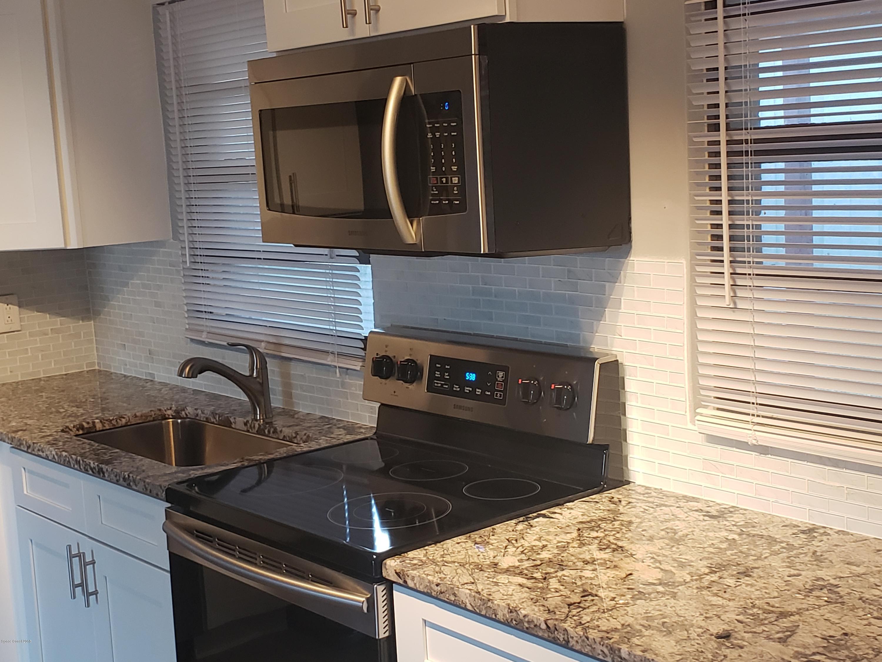 2148 King Richard Road Melbourne, FL 32935 - Photo 3 of 15 20181031_173924