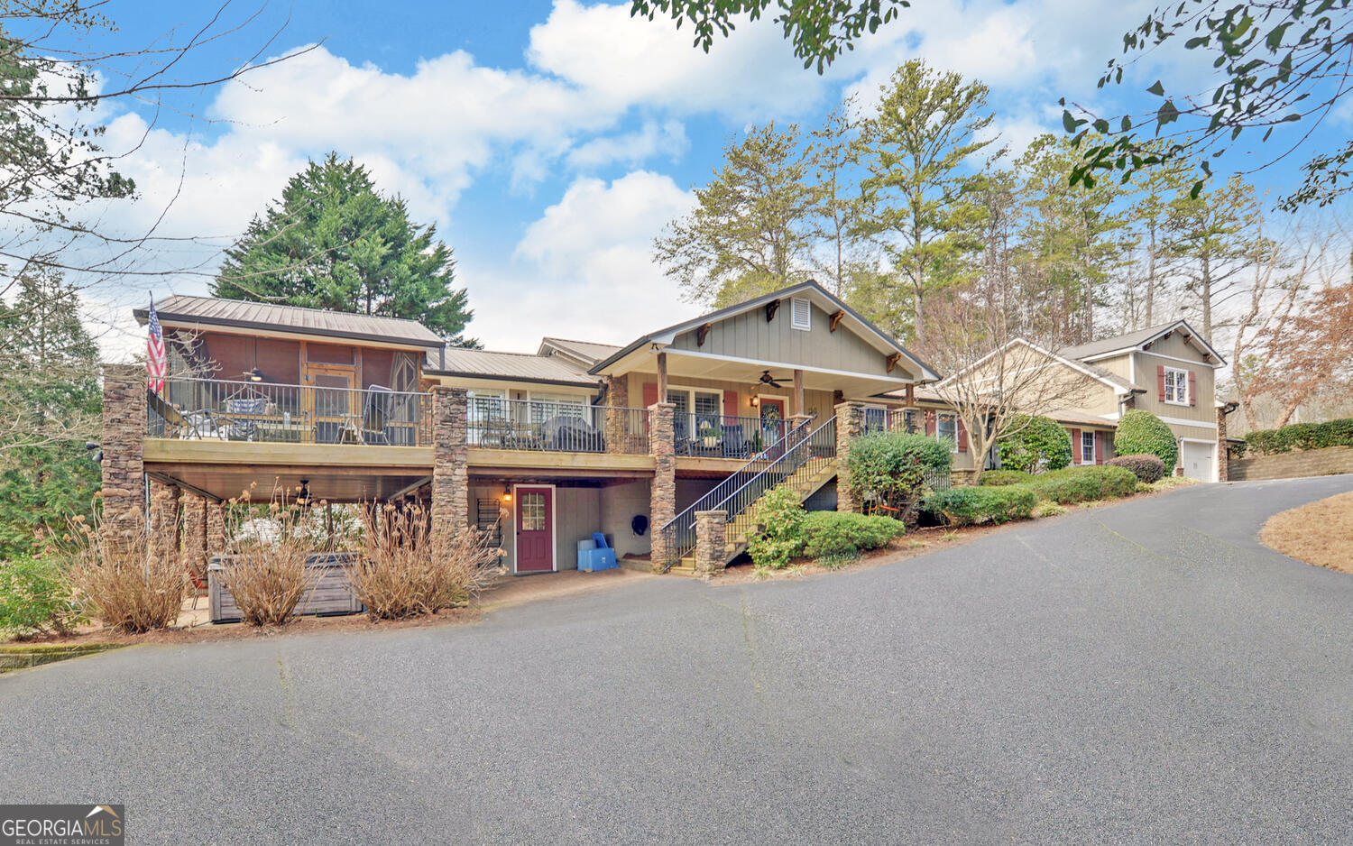 565 Currahee Point Toccoa, GA 30577 - Photo 1 of 1 Gallery Image 1