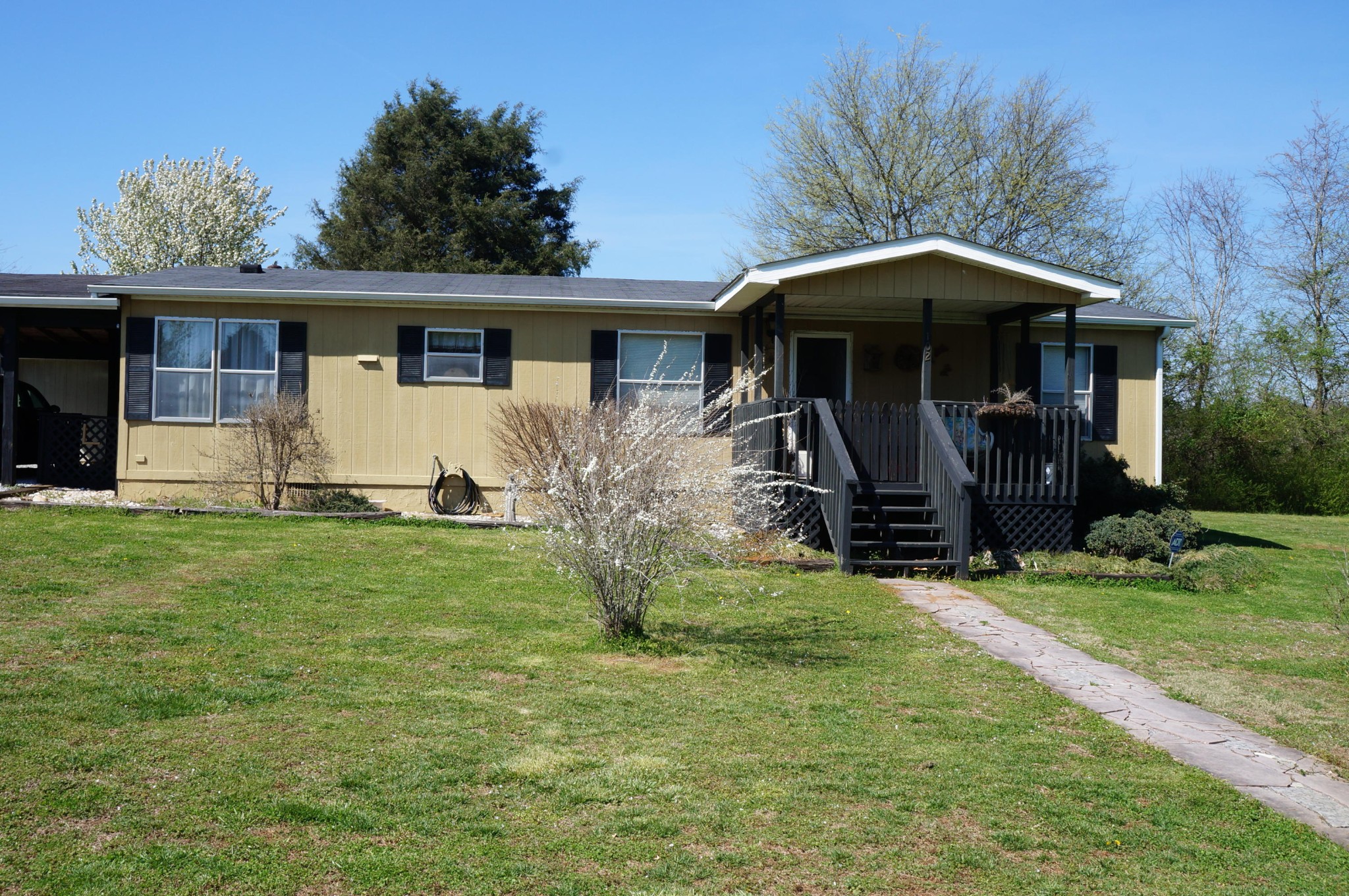 102 Morris Road Kingston, TN 37763 - Photo 1 of 18 Gallery Image 1