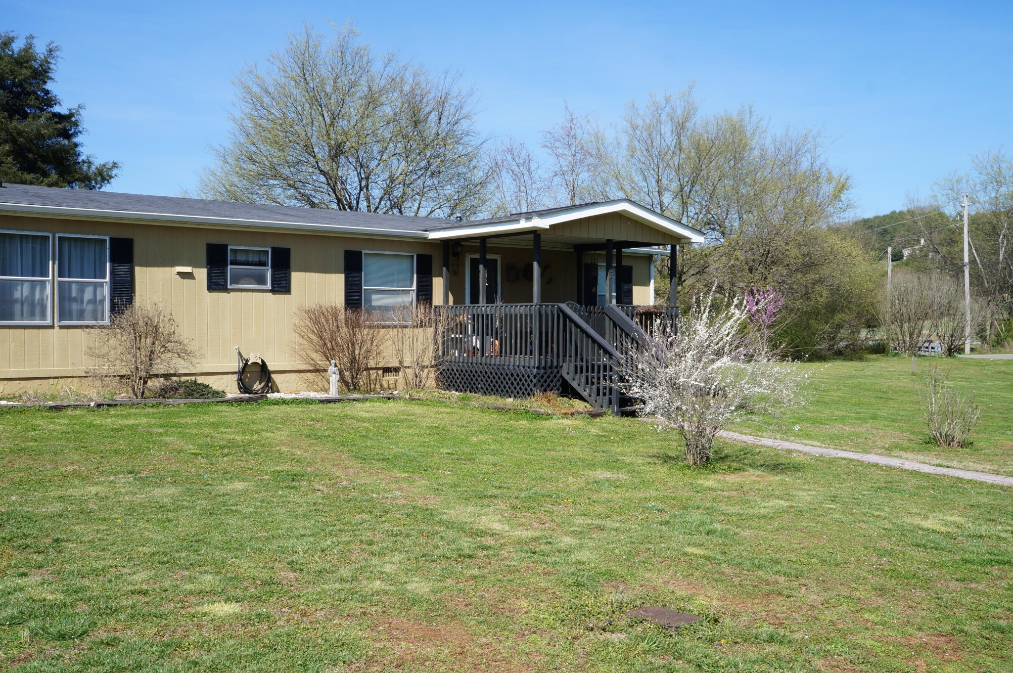 102 Morris Road Kingston, TN 37763 - Photo 2 of 18 Gallery Image 2