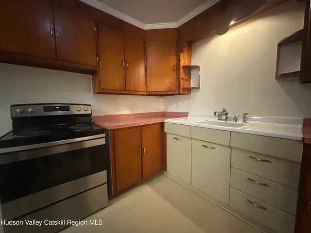 $1,350 | 6140 Highway 9G, Unit 1, Hudson, NY 12534