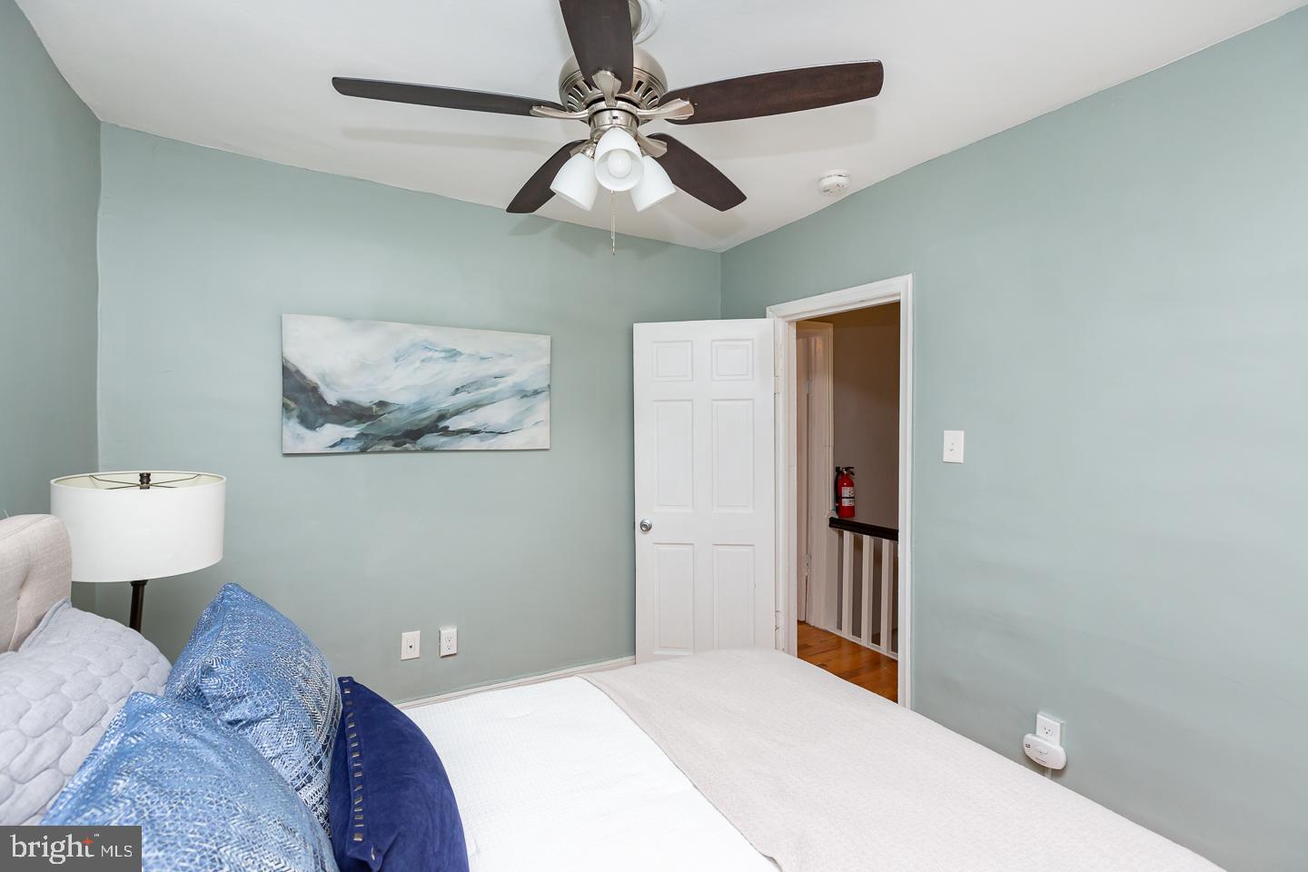 633 Tasker Street Philadelphia, PA 19148 - Photo 12 of 22 Gallery Image 12