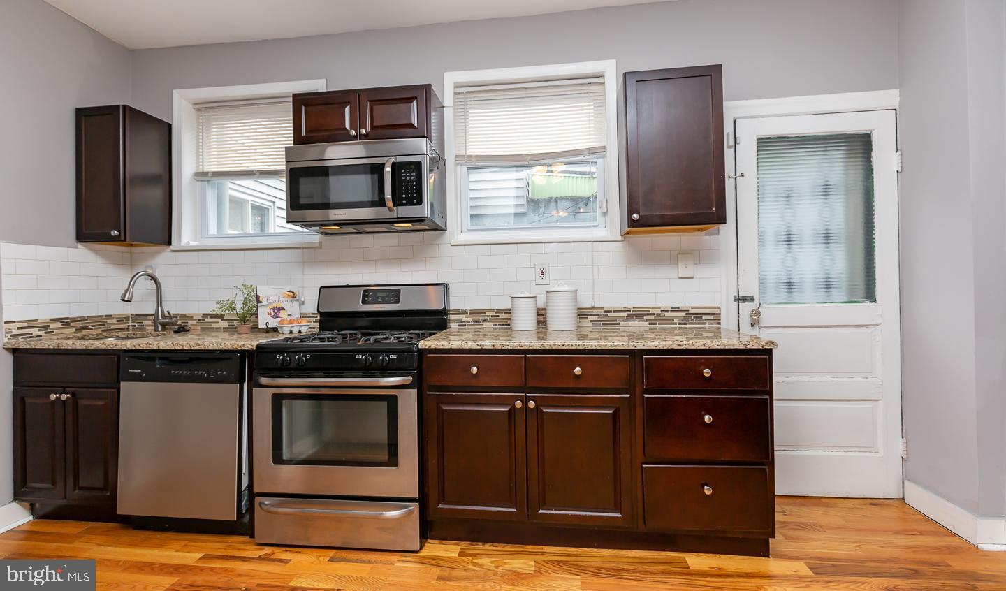 633 Tasker Street Philadelphia, PA 19148 - Photo 7 of 22 Gallery Image 7