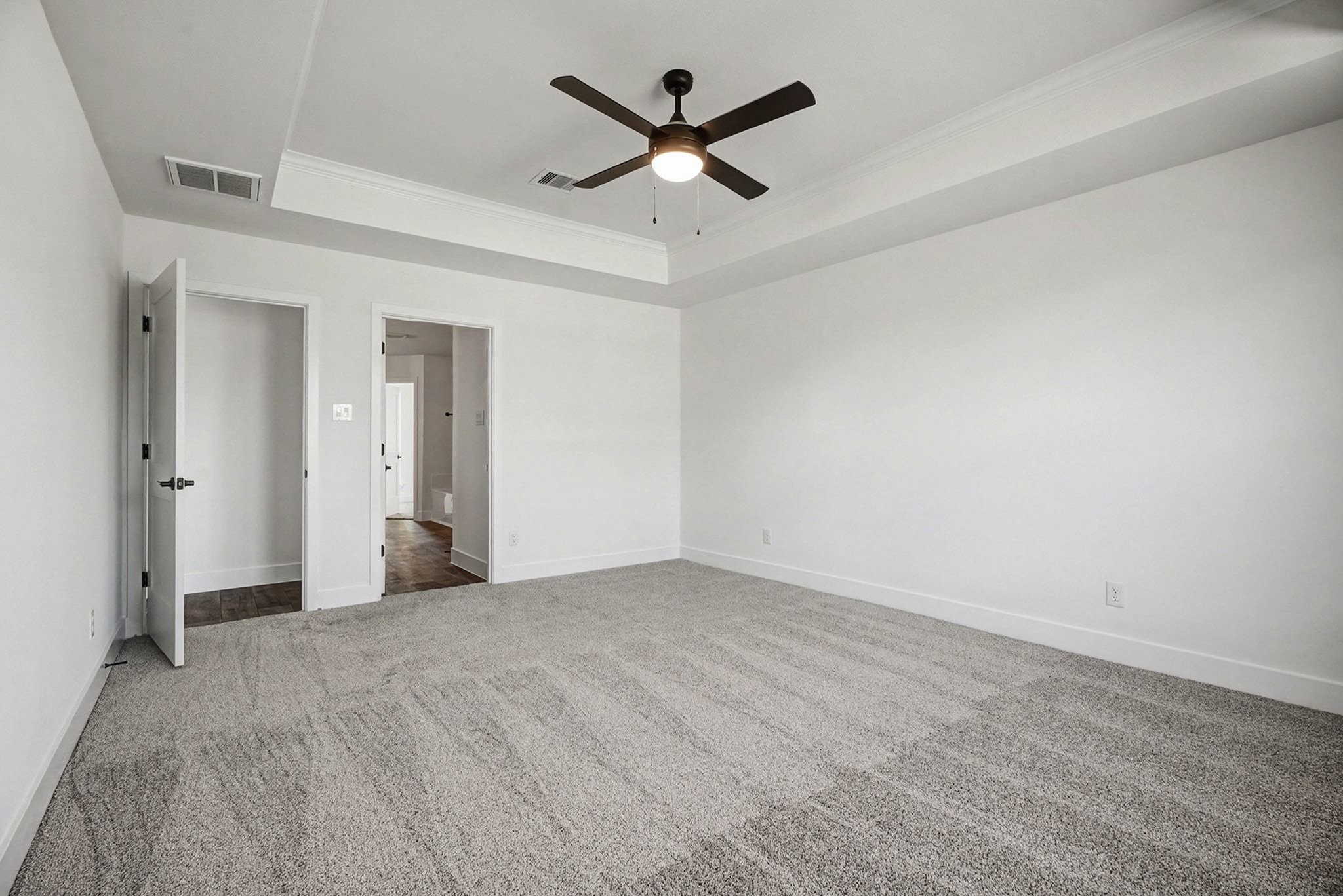 2 Keystone Court Angleton, TX 77515 - Photo 20 of 30 a view of an empty room