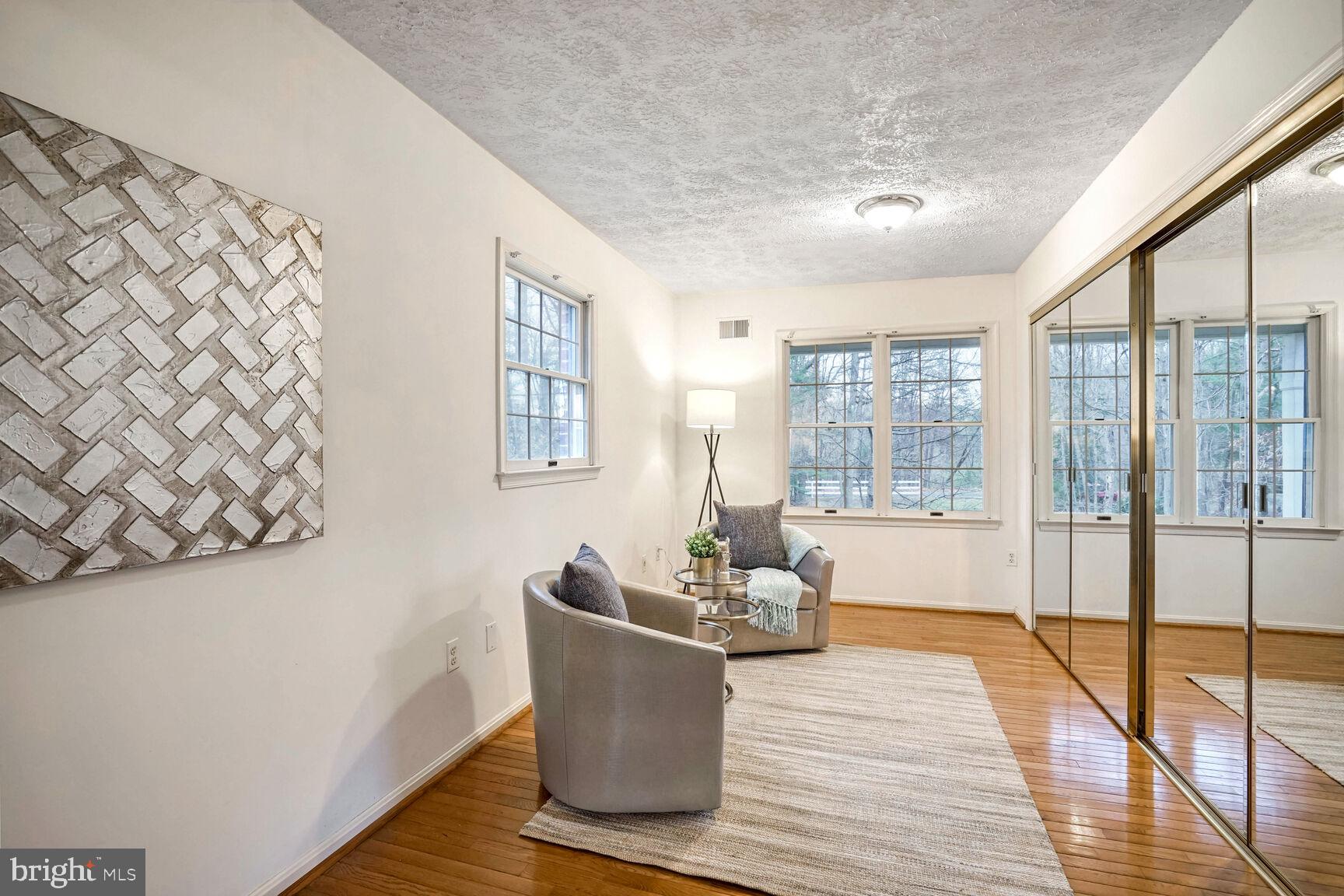 8104 Crestridge Road Fairfax Station, VA 22039 - Photo 18 of 50 Primary Dressing Area