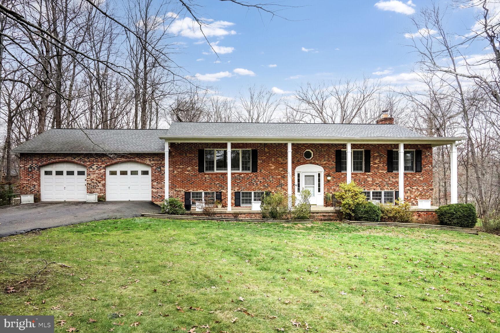 8104 Crestridge Road Fairfax Station, VA 22039 - Photo 2 of 50 Front Exterior