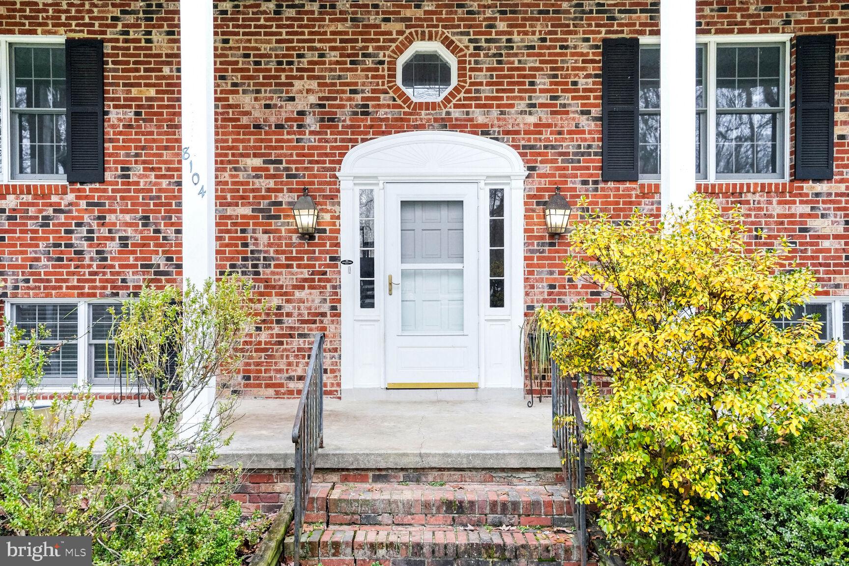 8104 Crestridge Road Fairfax Station, VA 22039 - Photo 3 of 50 Front Entry