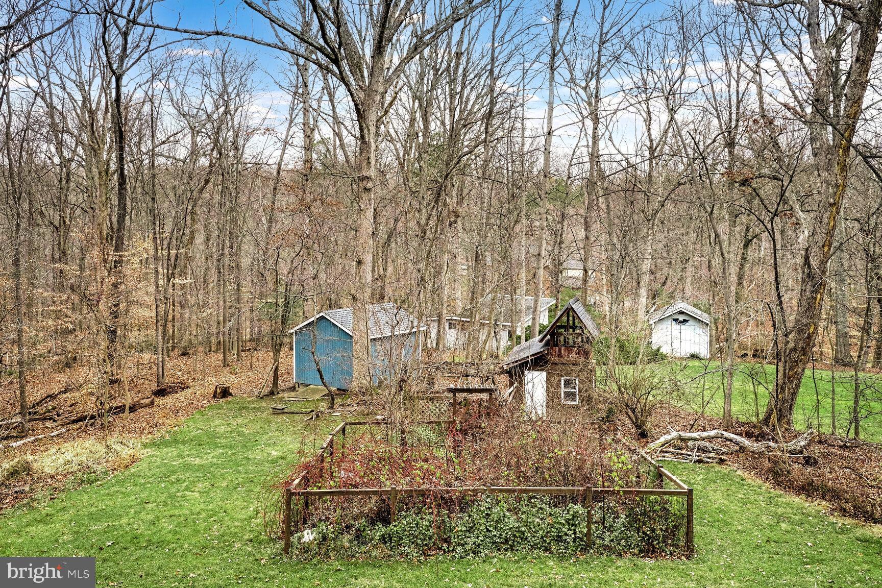 8104 Crestridge Road Fairfax Station, VA 22039 - Photo 43 of 50 Rear Exterior