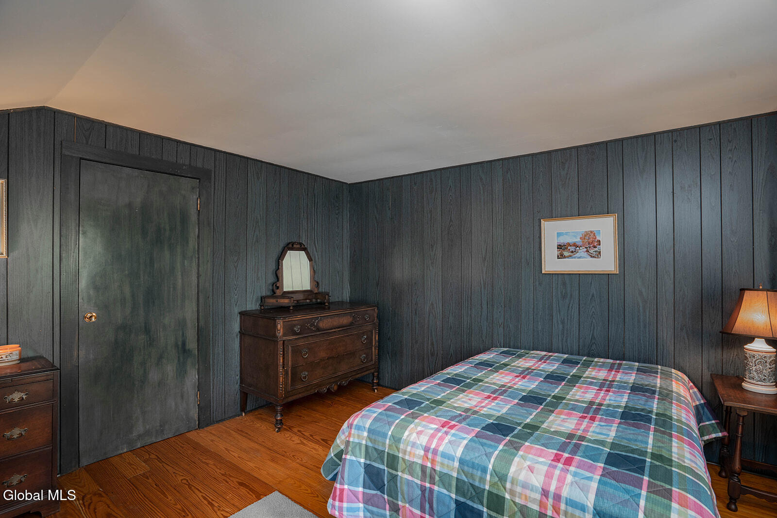 234 South Grimes Hill Road Hebron, NY 12832 - Photo 46 of 67 Guestroom