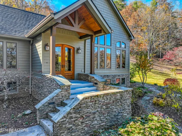 $1,400,000 | 6260 East Lamar Alexander Parkway, Walland, TN 37886