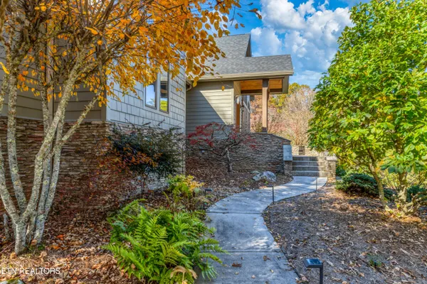 $1,400,000 | 6260 East Lamar Alexander Parkway, Walland, TN 37886