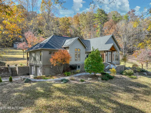 $1,400,000 | 6260 East Lamar Alexander Parkway, Walland, TN 37886