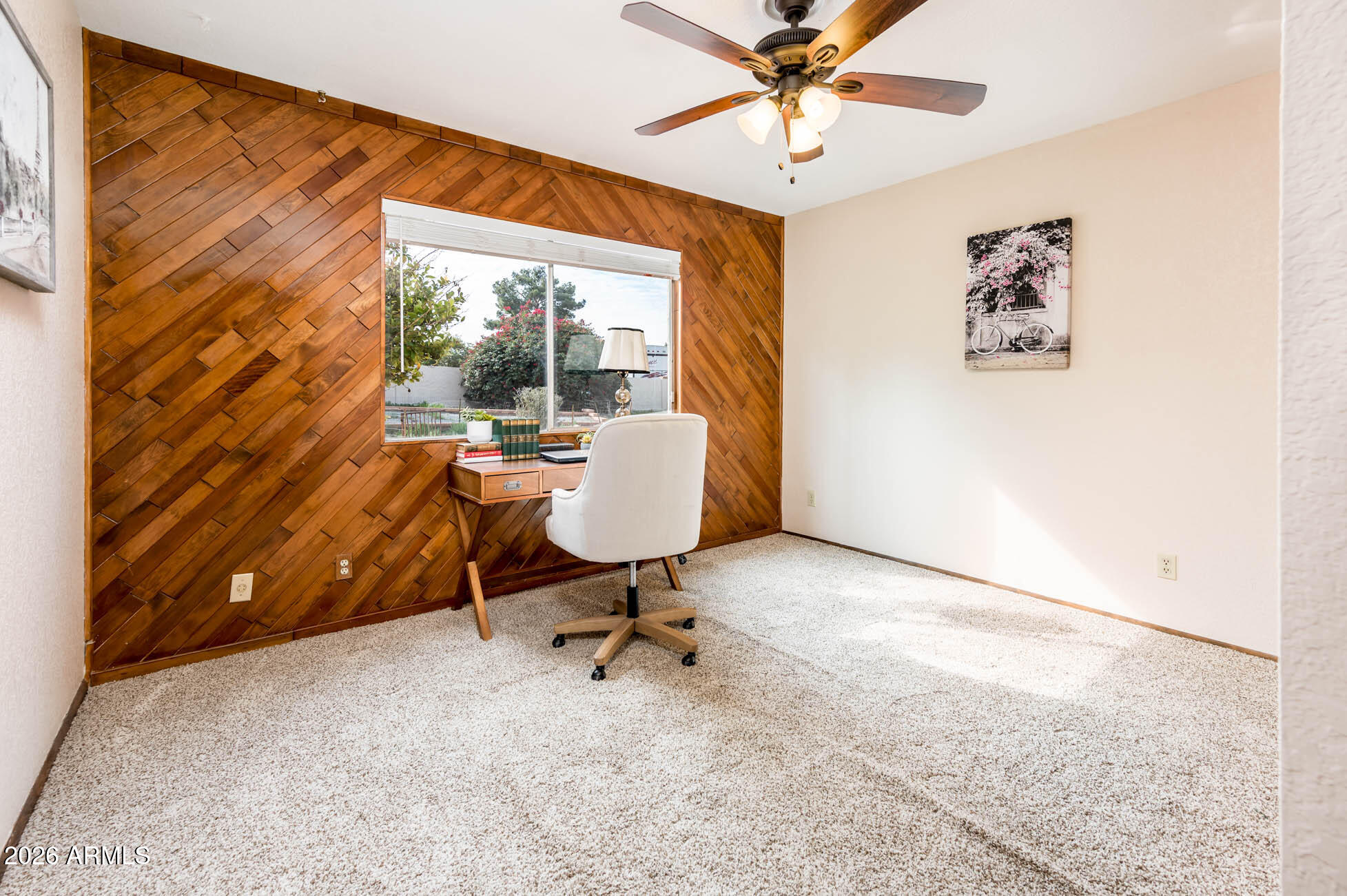 7027 West Wagoner Road Glendale, AZ 85308 - Photo 21 of 29 a view of workspace with a window
