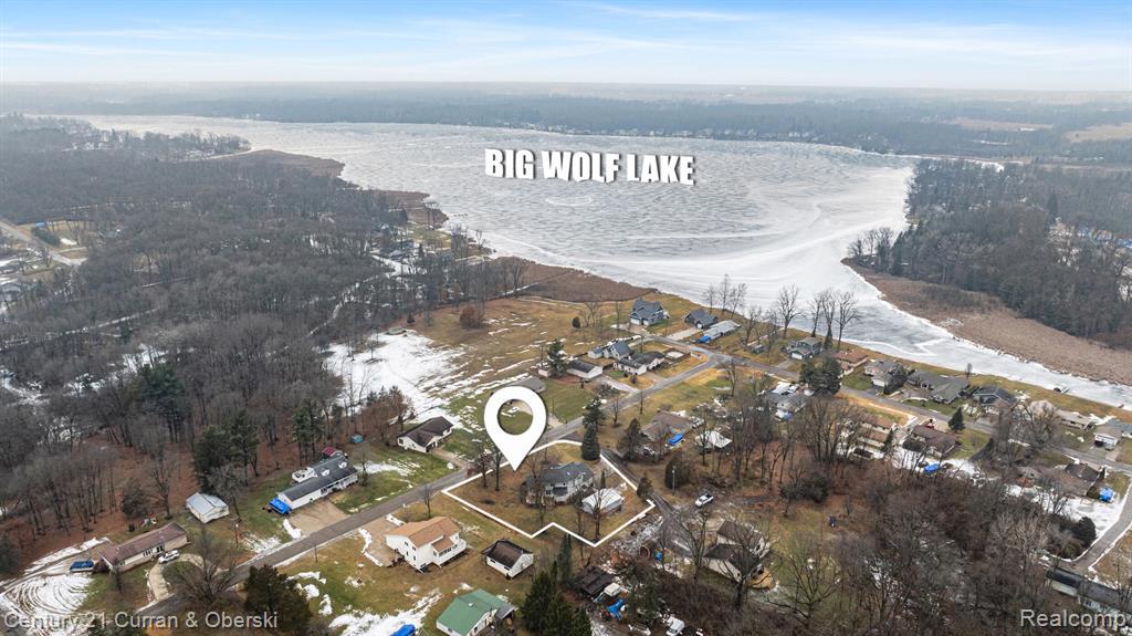 7151 Bayview Road Jackson, MI 49201 - Photo 2 of 41