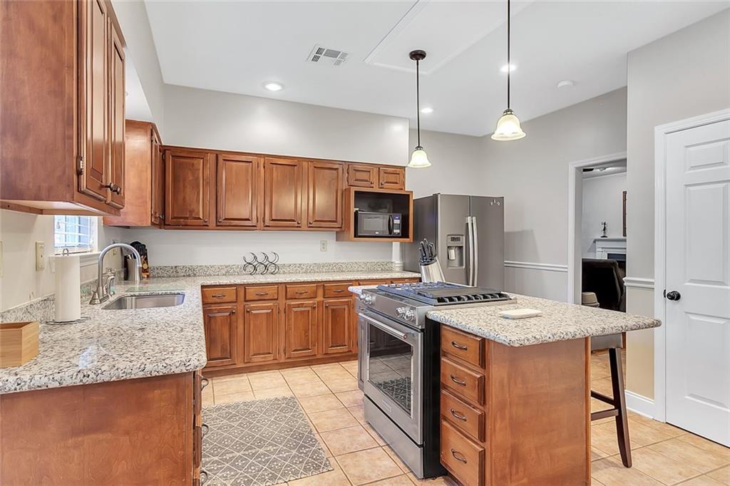 23 Rivage Court Mandeville, LA 70471 - Photo 3 of 18 Gallery Image 3