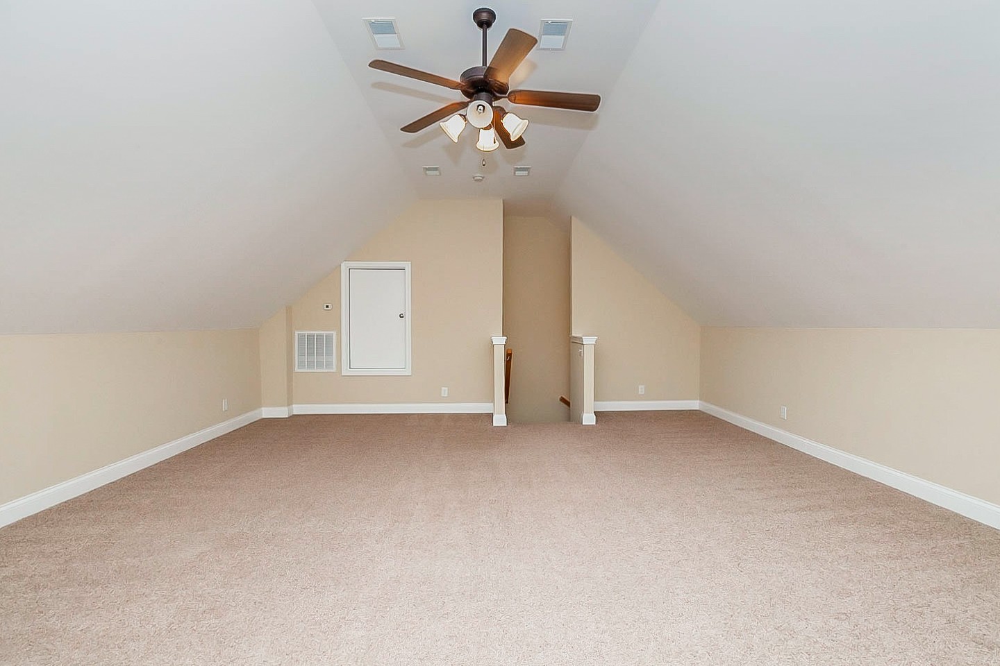 1008 Bradshaw Road Lebanon, TN 37087 - Photo 11 of 21 a view of an empty room