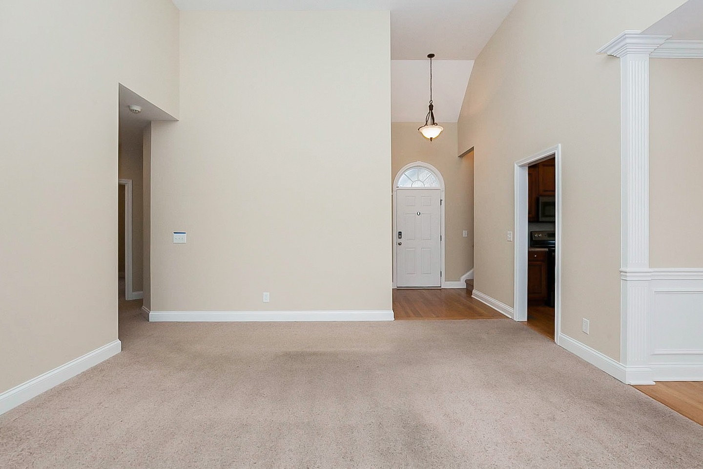 1008 Bradshaw Road Lebanon, TN 37087 - Photo 2 of 21 an empty room with closet and wooden door