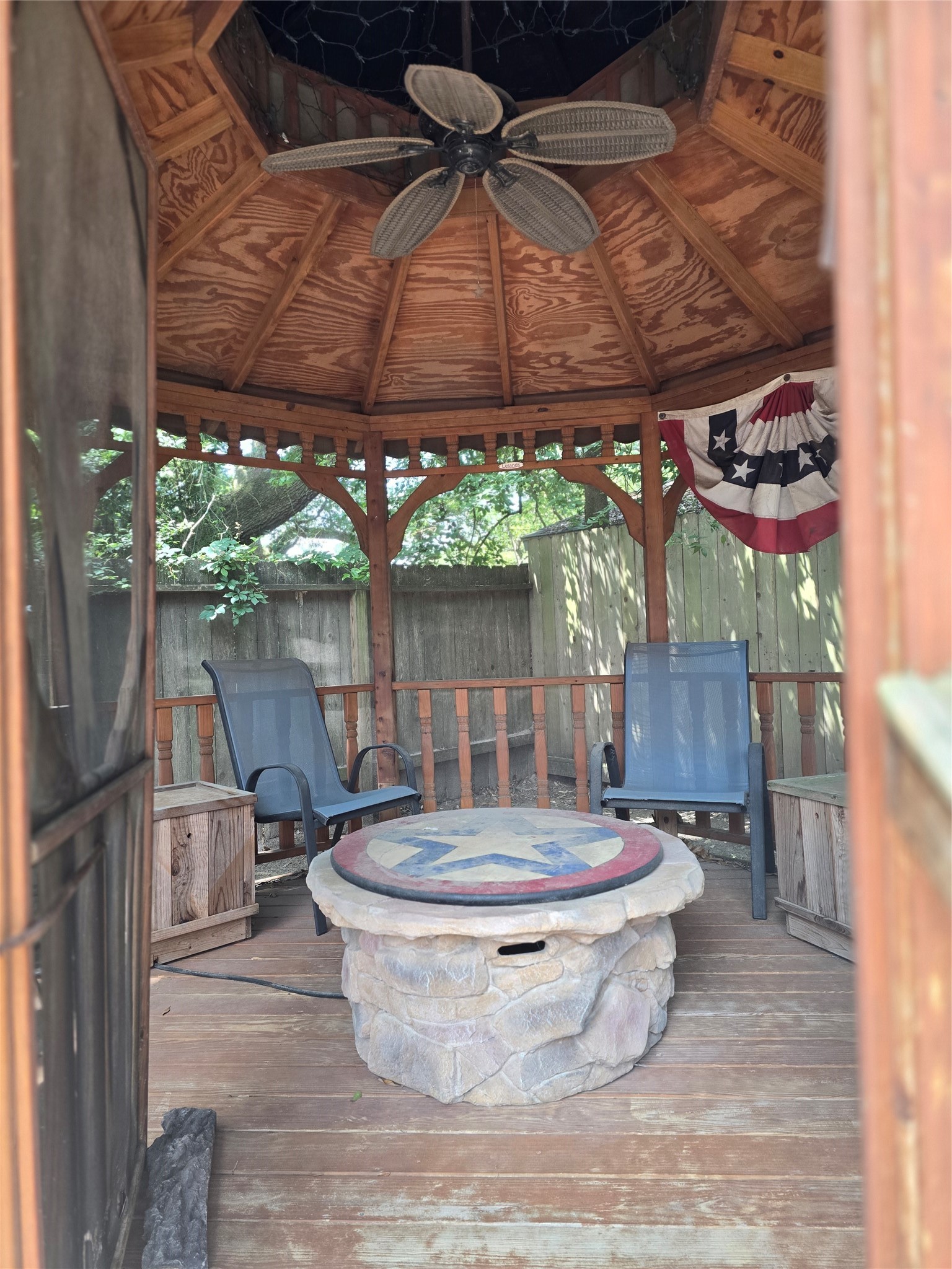 1809 North Roberson Street Conroe, TX 77301 - Photo 16 of 19