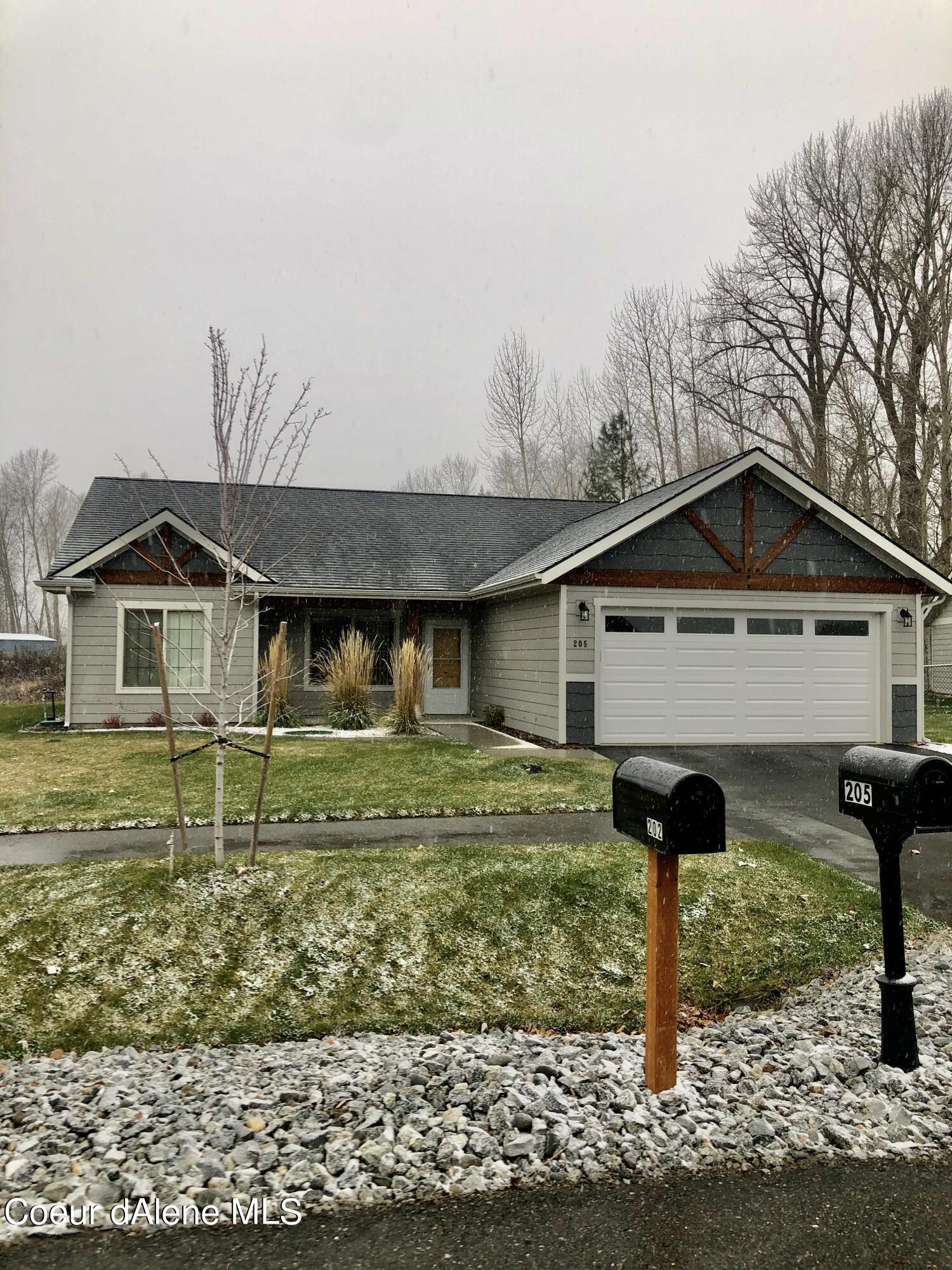 205 Chewelah Loop Sandpoint, ID 83864 - Photo 1 of 1 IMG-9223
