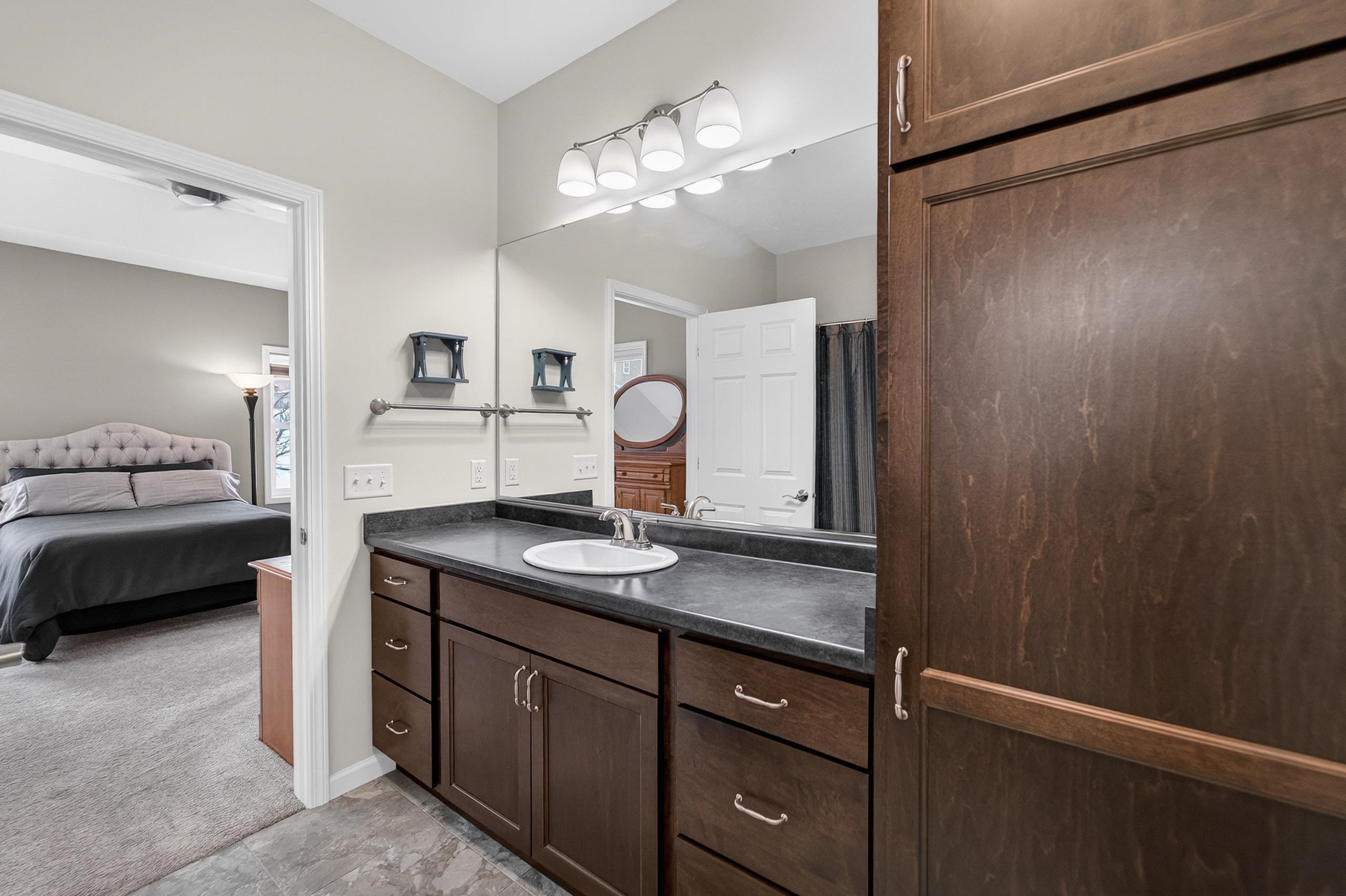 9329 Cobalt Street Middleton, WI 53562 - Photo 23 of 32