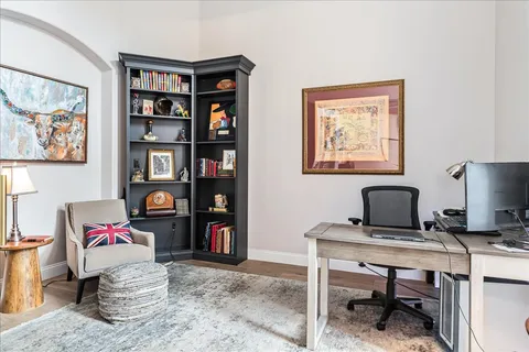 $1,395,000 | 214 Varco Drive, Austin, TX 78738