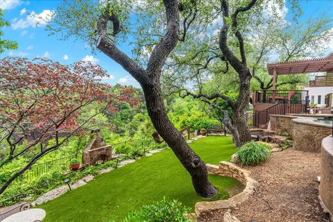$1,395,000 | 214 Varco Drive, Austin, TX 78738