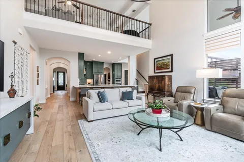 $1,395,000 | 214 Varco Drive, Austin, TX 78738