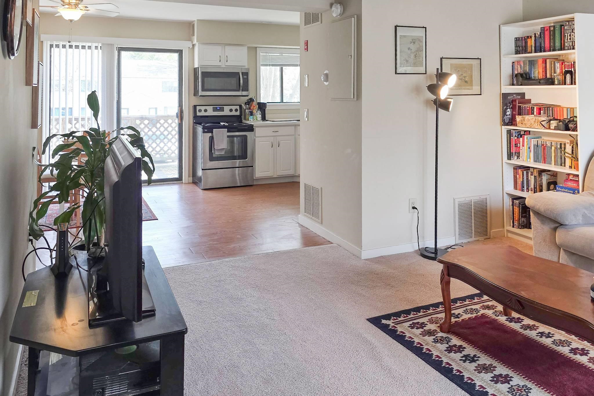133 Colonial Drive, Unit 702 Hartford, VT 05001 - Photo 7 of 20
