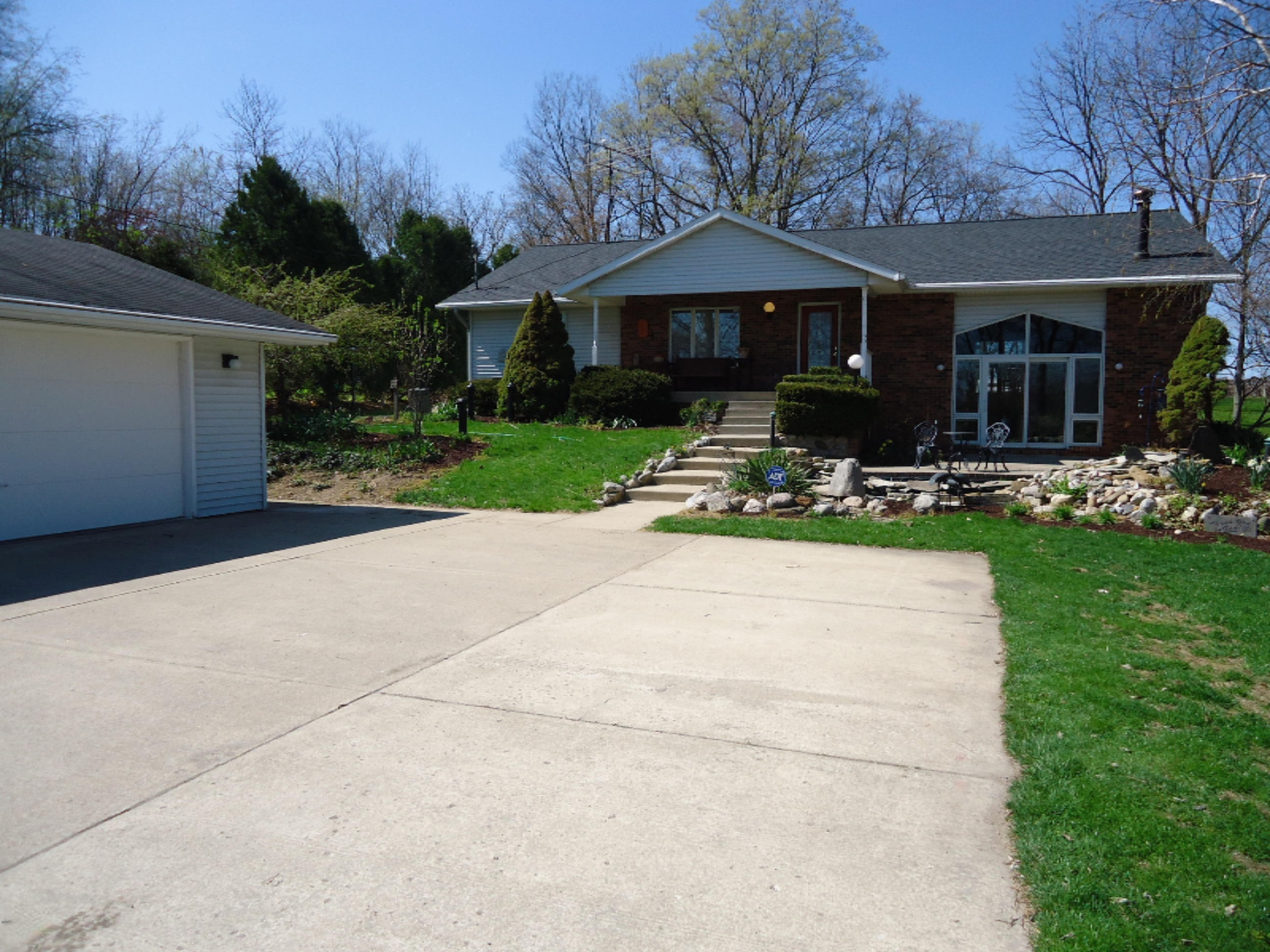2453 Walton Road Niles, MI 49120 - Photo 1 of 29 DSC01128