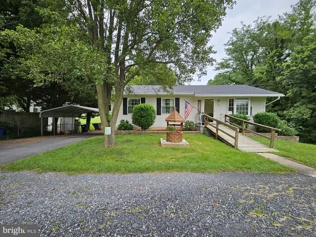 $324,900 | 5350 Water Street, Stephens City, VA 22655