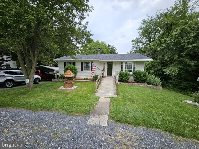 $324,900 | 5350 Water Street, Stephens City, VA 22655