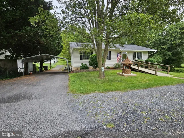 $324,900 | 5350 Water Street, Stephens City, VA 22655