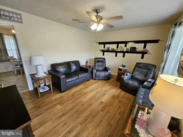 $324,900 | 5350 Water Street, Stephens City, VA 22655