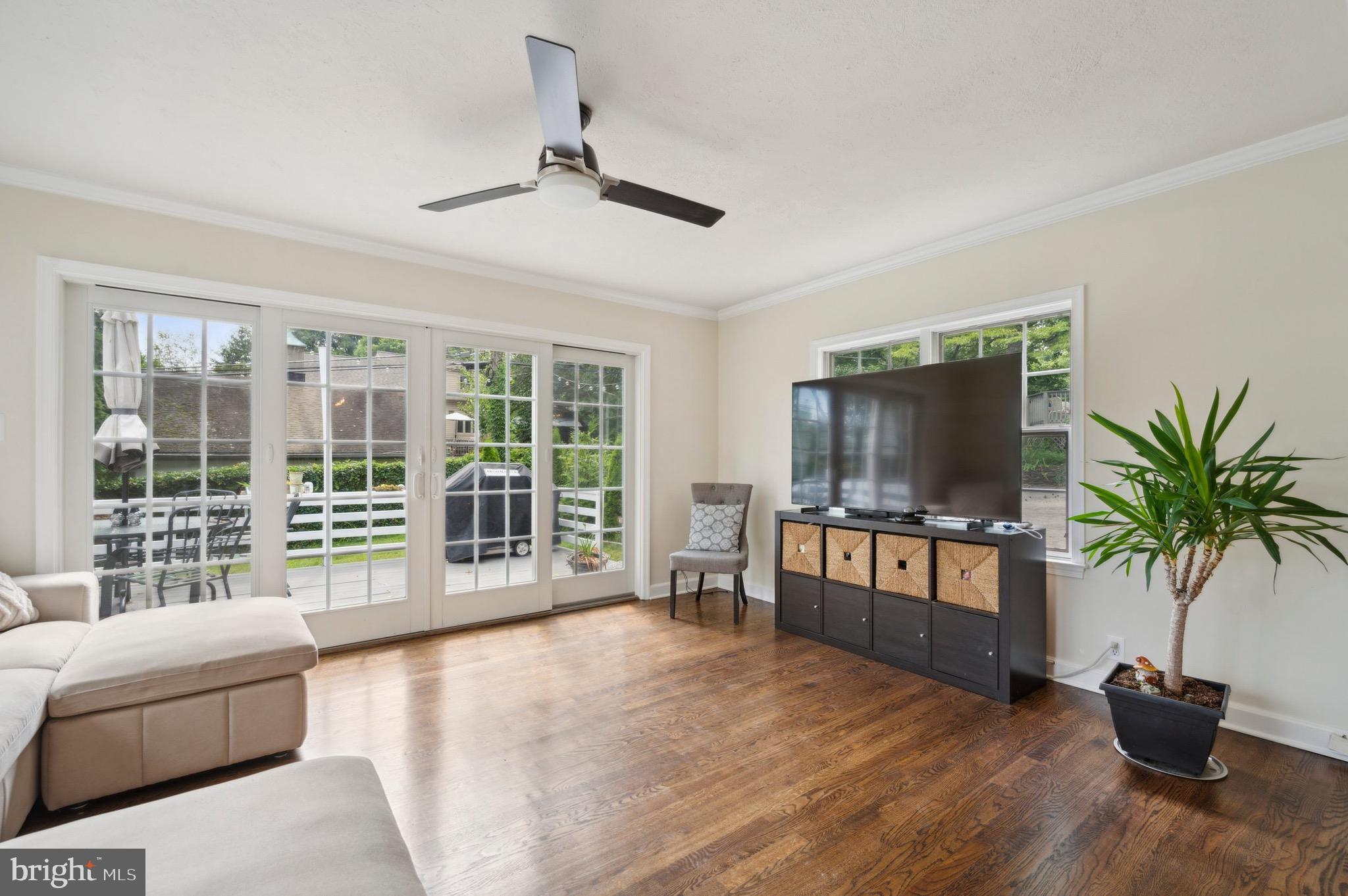 412 Red Leaf Road Wynnewood, PA 19096 - Photo 8 of 20 Family room