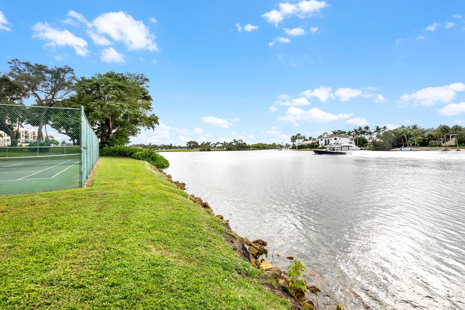 388 Golfview Road, Unit E North Palm Beach, FL 33408 - Photo 44 of 70 388_Golfview_E_37_MLS