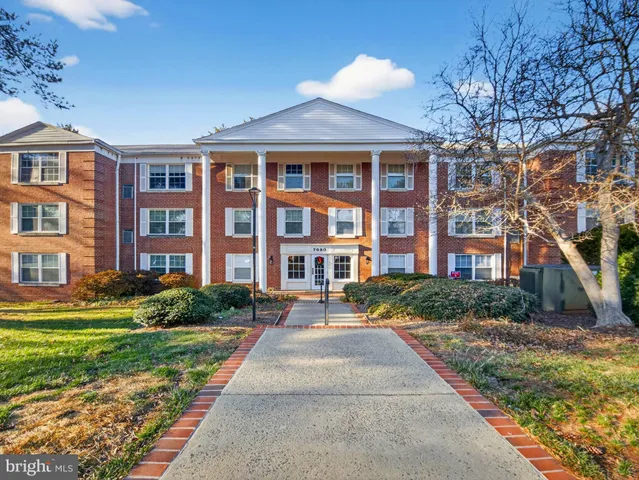 $2,900 | 7680 Tremayne Place, Unit 308, McLean, VA 22102